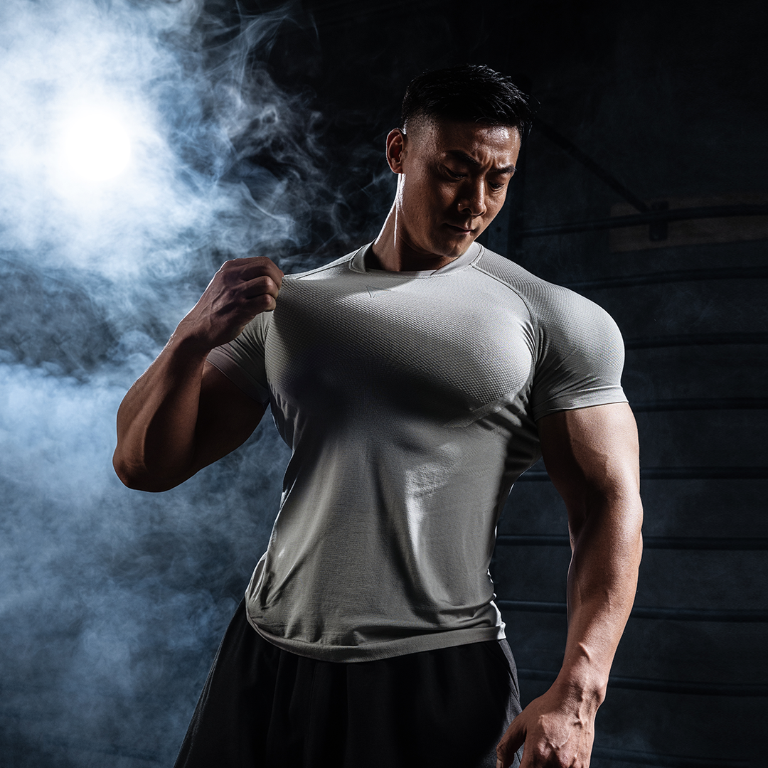 Seamless Geometric Jacquard Muscle-Fit Performance T-Shirt