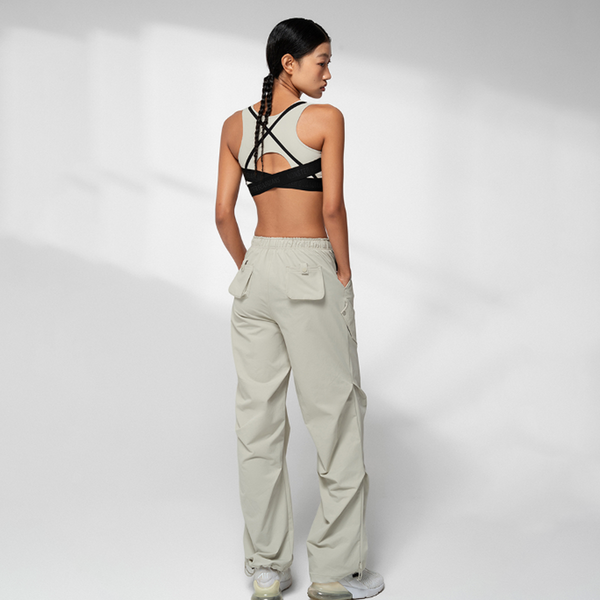 Multi-Pocket Utility Design